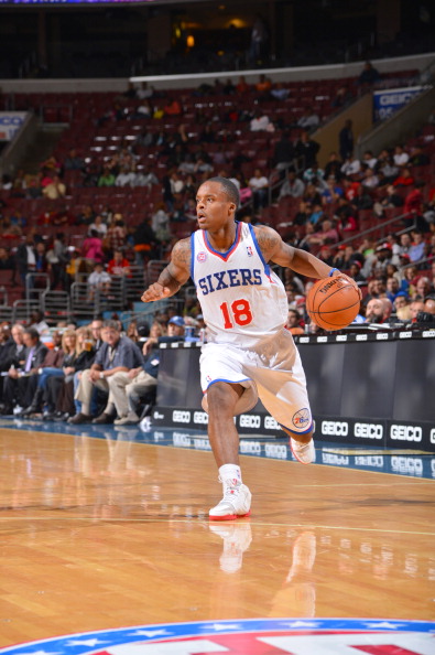 NBA官宣禁赛施罗德3场：对峙东契奇还试图打人 损失薪水29万美元