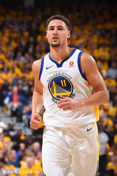 突发！利拉德倒下，静脉血栓+无限缺阵，雄鹿这下真难了